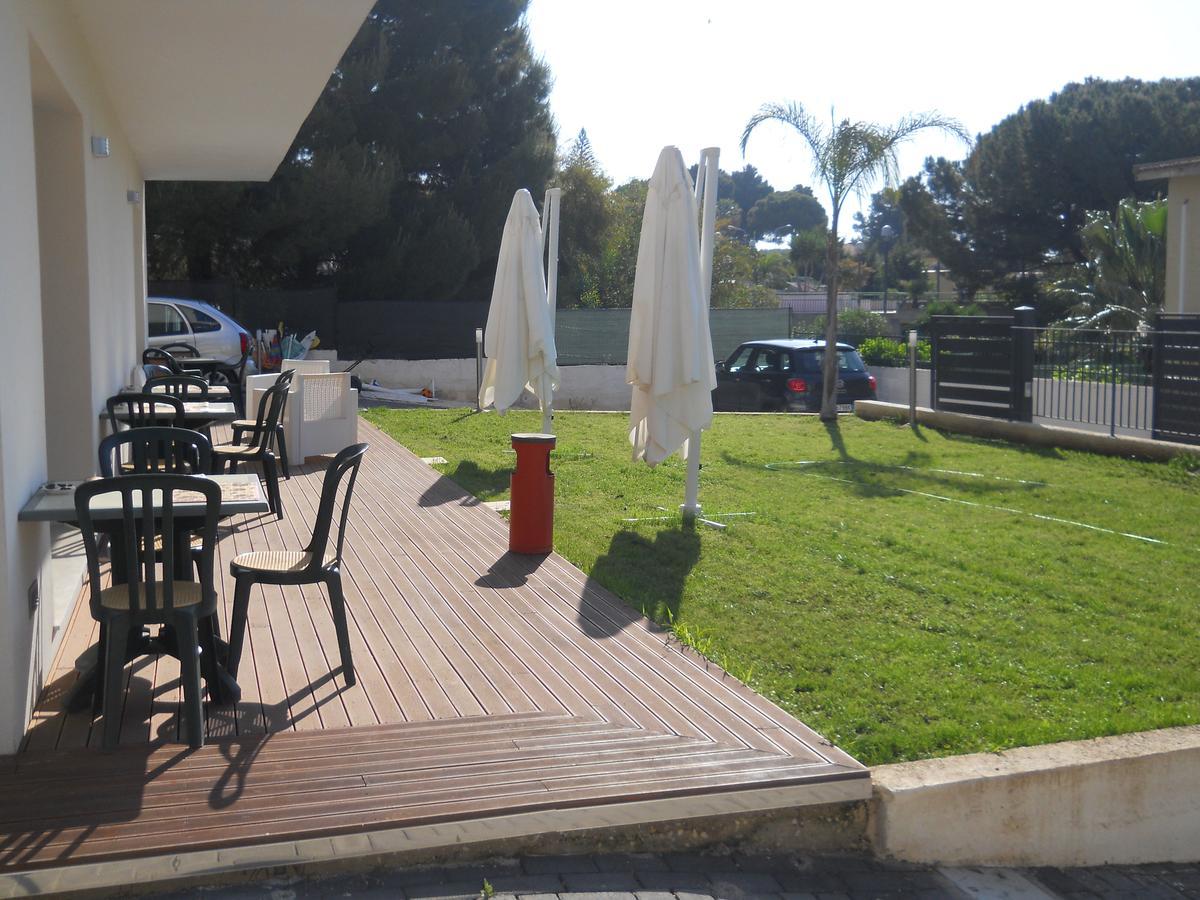 White Beach Beb Fontane Bianche Exterior foto