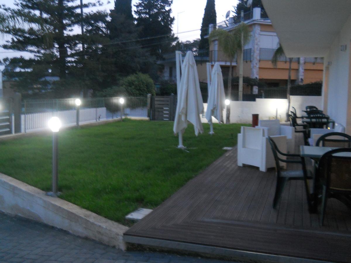 White Beach Beb Fontane Bianche Exterior foto