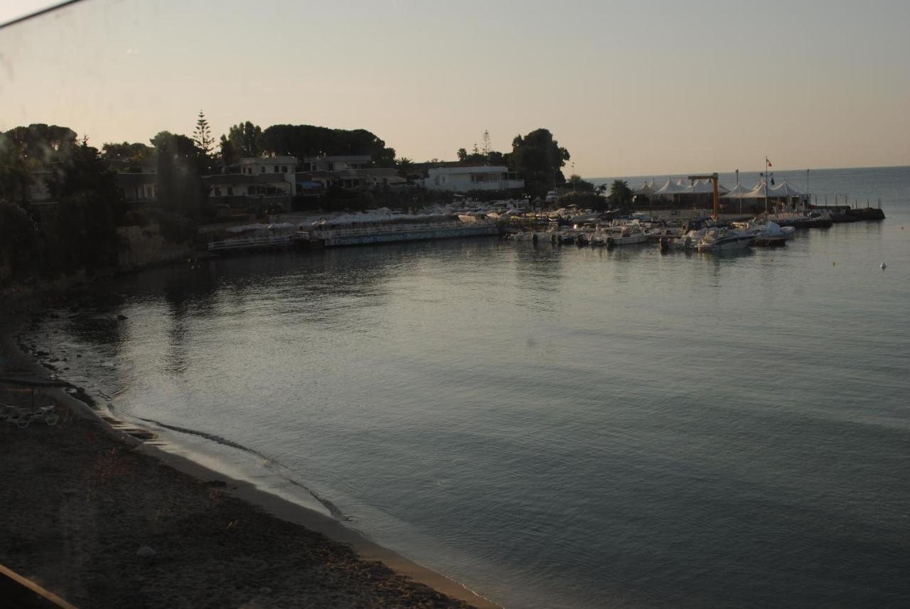 White Beach Beb Fontane Bianche Exterior foto